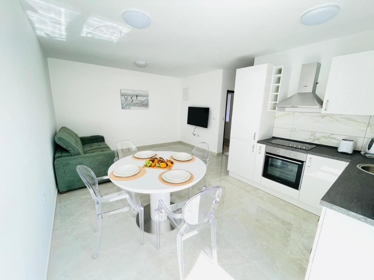 Seascape Residence Pjescana Uvala Esterno foto